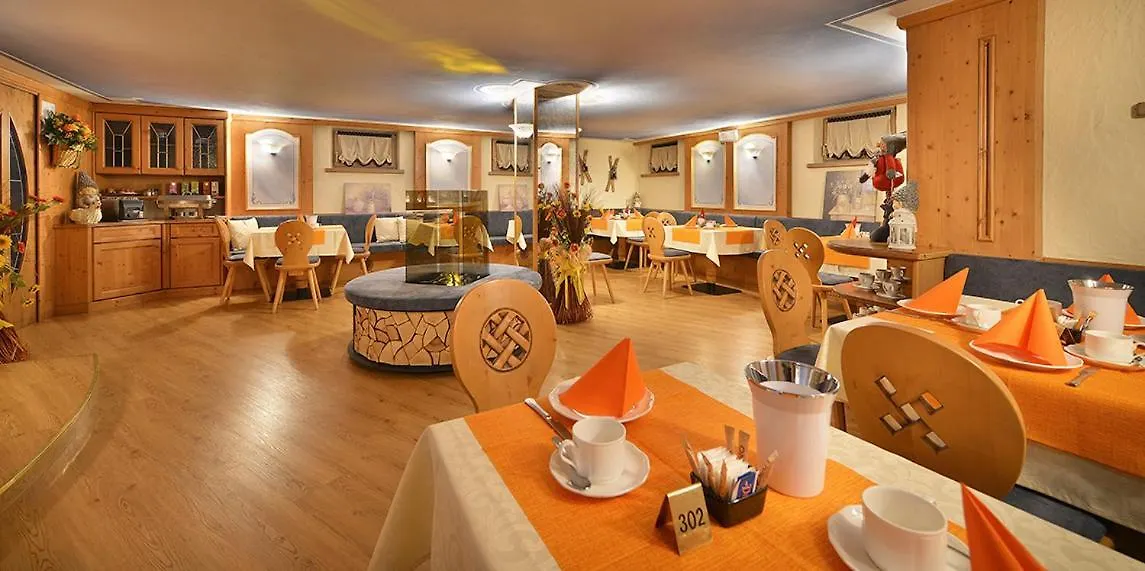 Hotel Piccolo Mondo Livigno 3*,  Italia