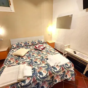 bed-and-breakfast-le-quattro-stagioni-levanto.hotelitalianriviera.com/