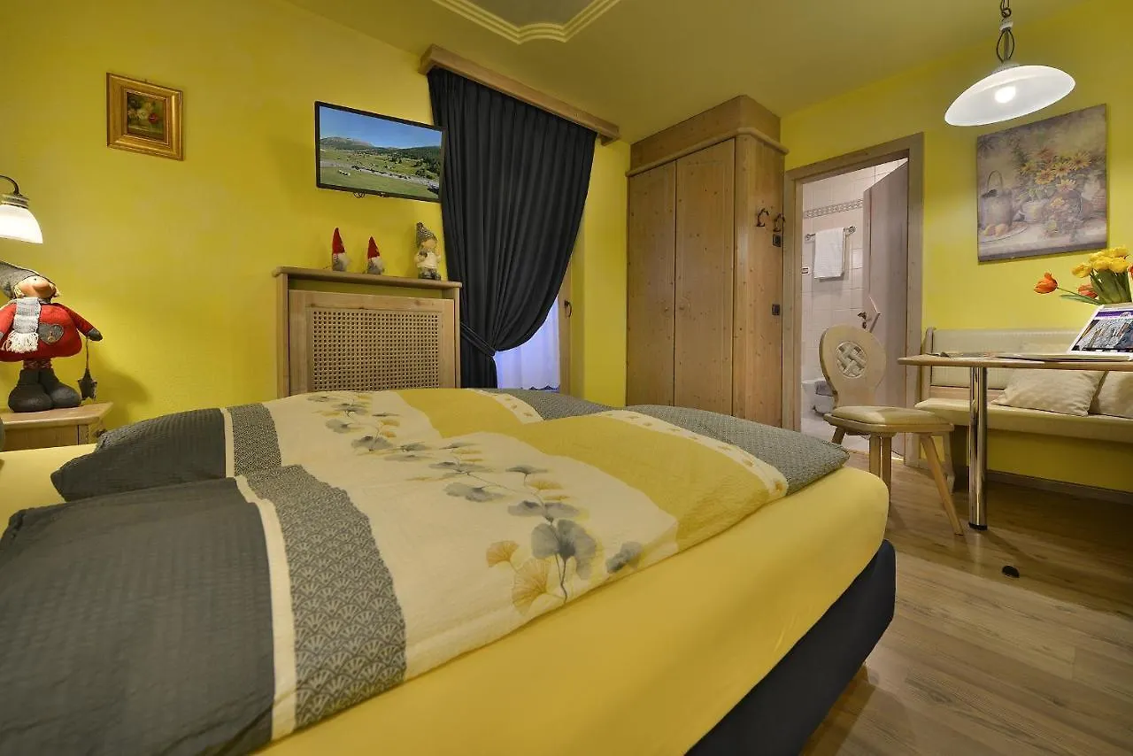 Hotel Piccolo Mondo Livigno 3*,