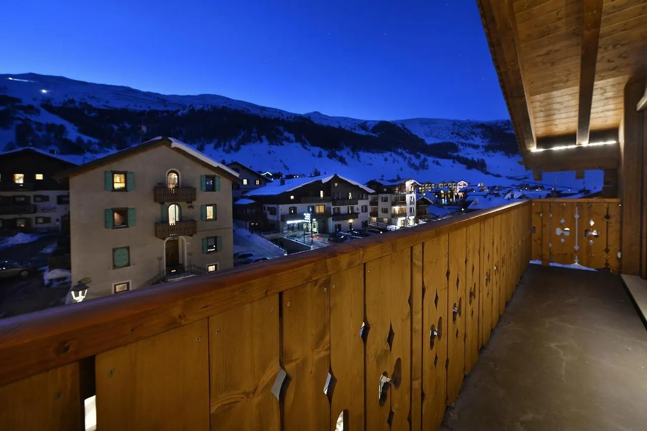 Hotel Piccolo Mondo ليفينو
